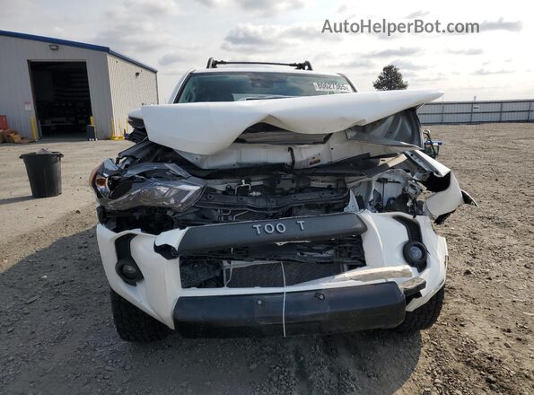 JTELU5JR6R6265393 2024 TOYOTA 4RUNNER White Դիմացի տեսք