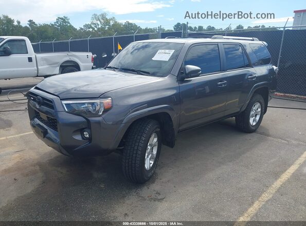 JTENU5JR2M5871930 2021 TOYOTA 4RUNNER Gray წინა მარცხენა ხედი სამი მეოთხედიდან