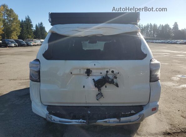 JTERU5JR0R6275993 2024 TOYOTA 4RUNNER White Rear view