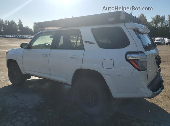 JTERU5JR0R6275993 2024 TOYOTA 4RUNNER White Rear left