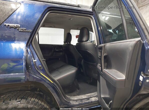 JTERU5JR1R6229136 2024 TOYOTA 4RUNNER Blue VIN კოდის სტიკერის ხედი