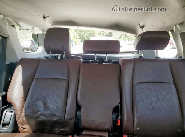 JTEZU5JR2L5215226 2020 TOYOTA 4RUNNER White Вид задніх сидінь