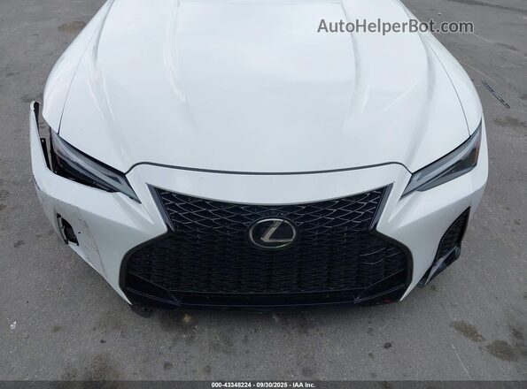 JTHAP1D26P5004955 2023 LEXUS IS 500 White 