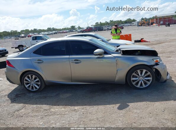 JTHBA1D21G5001550 2016 LEXUS IS 200T Silver Widok wnętrza z tyłu