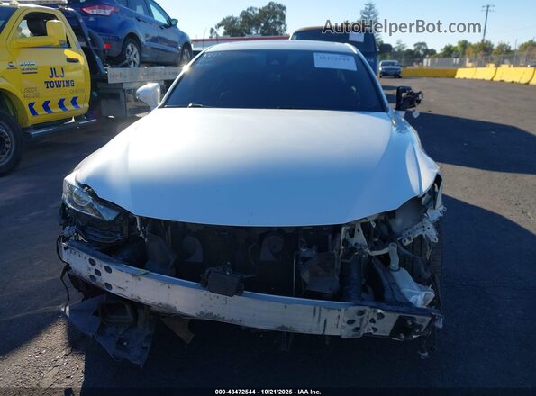 JTHBA1D22H5047468 2017 LEXUS IS 200T White Widok wnętrza z tyłu