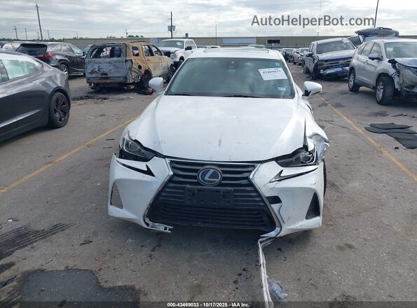 JTHBA1D22H5048295 2017 LEXUS IS 200T White Widok deski rozdzielczej