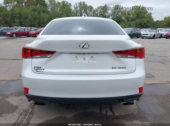 JTHBA1D22K5089145 2019 LEXUS IS 300 White 