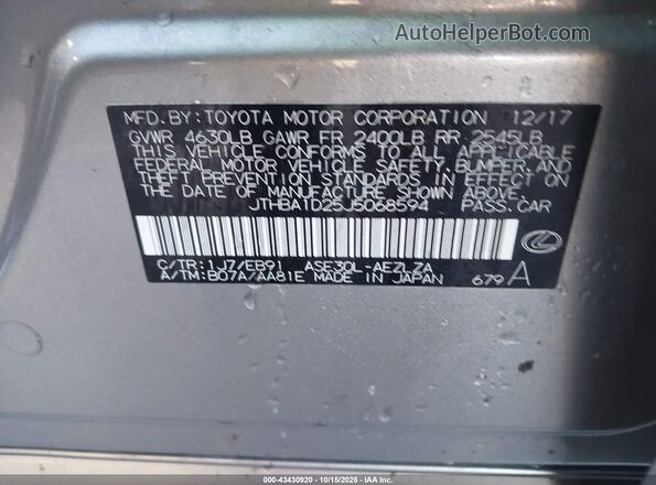 JTHBA1D25J5068594 2018 LEXUS IS 300 Silver Vista del compartimento del motor