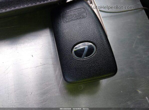 JTHBA1D26J5065333 2018 LEXUS IS 300 Белый Вид панели приборов