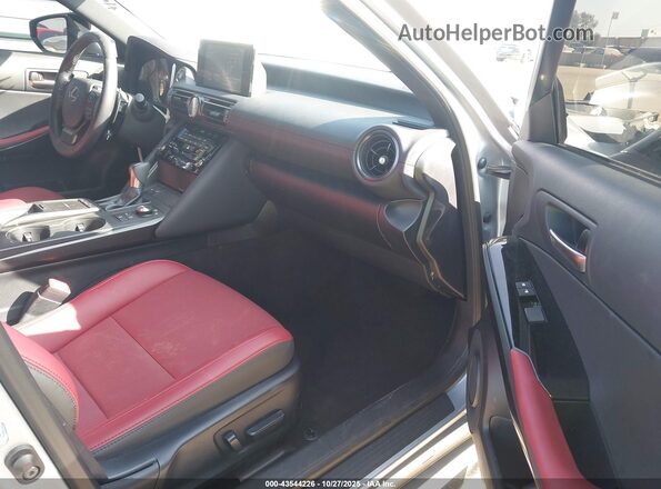 JTHBA1D26S5133860 2025 LEXUS IS 300 Silver Widok wnętrza z przodu