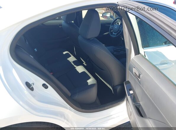 JTHBA1D29S5134758 2025 LEXUS IS 300 White VIN կոդի պիտակի տեսք