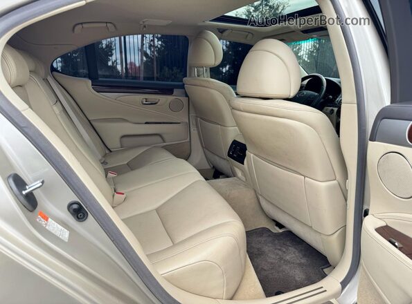 JTHBL5EF2H5143975 2017 LEXUS LS 460 Gold Widok wnętrza z przodu