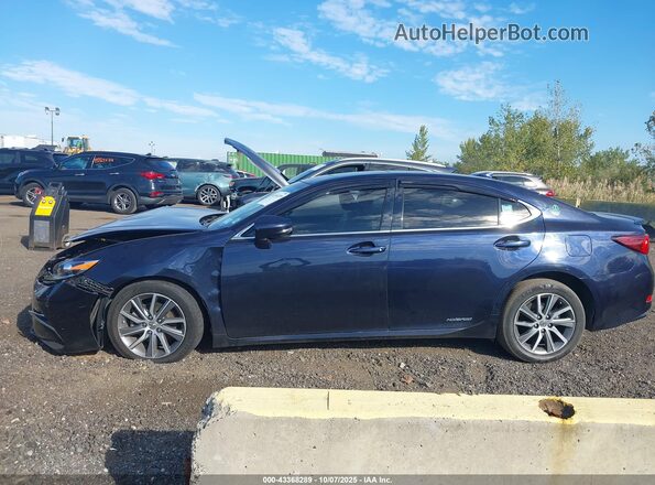JTHBW1GG8J2188237 2018 LEXUS ES 300H Blue 