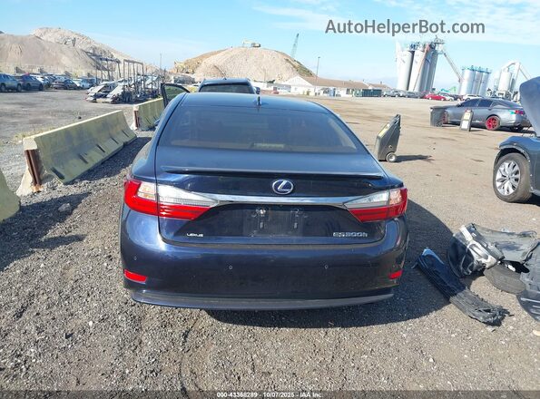 JTHBW1GG8J2188237 2018 LEXUS ES 300H Blue 