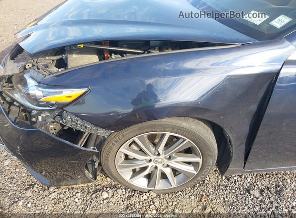 JTHBW1GG8J2188237 2018 LEXUS ES 300H Blue 