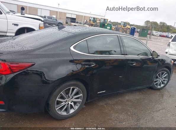 JTHBW1GG9G2106072 2016 LEXUS ES 300H Black უკანა სალონის ხედი