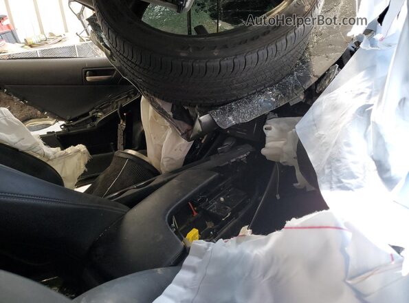 JTHC81D25K5037220 2019 LEXUS IS Gray Widok deski rozdzielczej