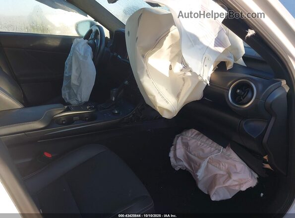 JTHC81F24M5045079 2021 LEXUS IS 300 White Вид салону спереду