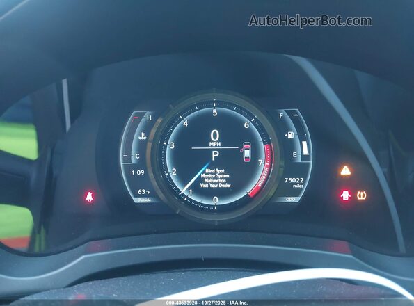 JTHCE1D22H5013801 2017 LEXUS IS 350 White Vista de los asientos traseros