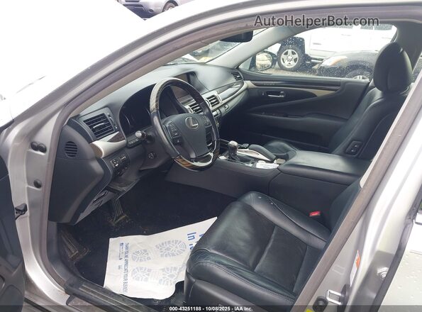JTHCL5EF3G5025937 2016 LEXUS LS 460 Silver Սալոնի դիմացի տեսք