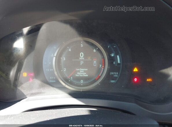 JTHCM1D24H5025354 2017 LEXUS IS 300 Red Widok tylnych siedzeń