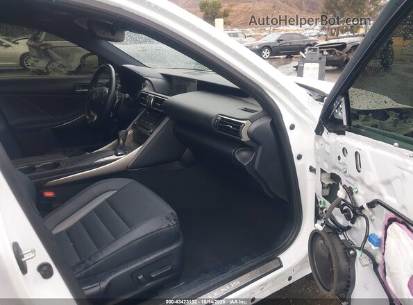 JTHGA1D24L5106258 2020 LEXUS IS 300 White 