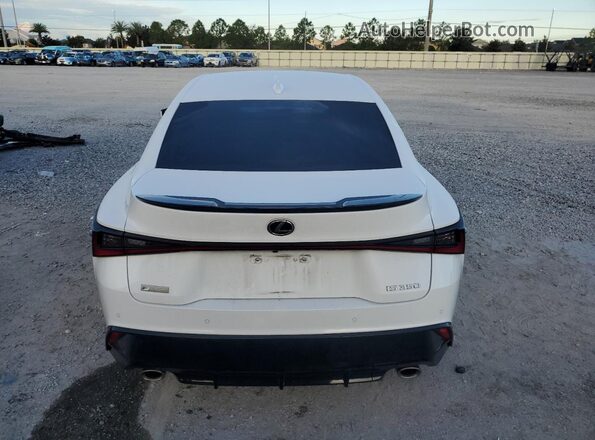 JTHGZ1B26M5044634 2021 LEXUS IS White Rear view