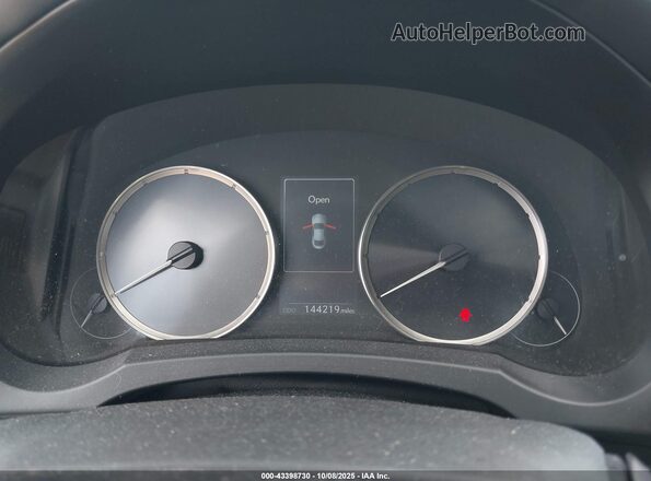 JTHHA5BC2K5010263 2019 LEXUS RC 300 White Widok tylnych siedzeń
