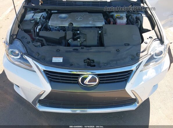 JTHKD5BH4H2297379 2017 LEXUS CT 200H White 