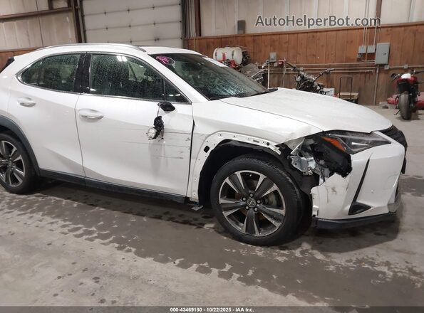 JTHP3JBH1L2024054 2020 LEXUS UX 200 White Front view