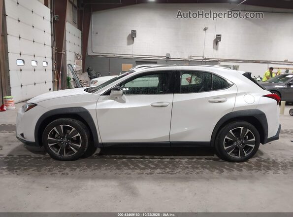 JTHP3JBH1L2024054 2020 LEXUS UX 200 White 360 interior view