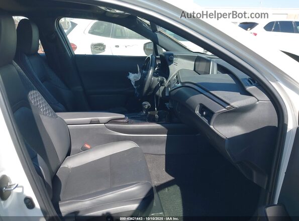 JTHP3JBH4M2033946 2021 LEXUS UX 200 White Vista interior delantera