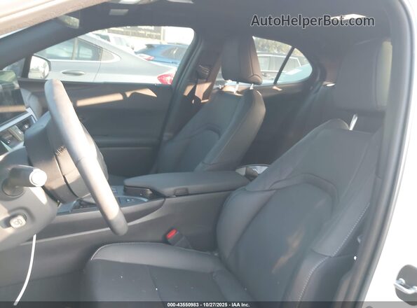JTHP6JBH8R2190362 2024 LEXUS UX 250H White 