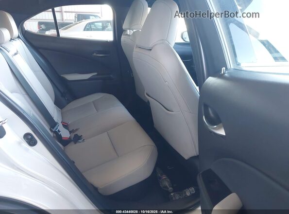 JTHP9JBH7M2050030 2021 LEXUS UX 250H White Вид наклейки з VIN-кодом