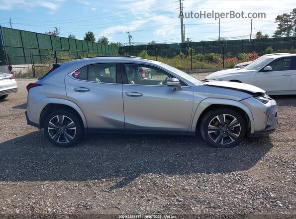 JTHP9JBH7P2064515 2023 LEXUS UX 250H Silver Widok wnętrza z tyłu