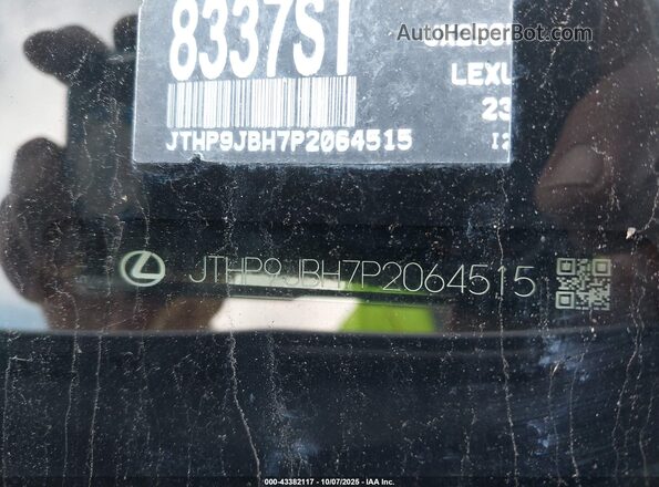 JTHP9JBH7P2064515 2023 LEXUS UX 250H Silver 