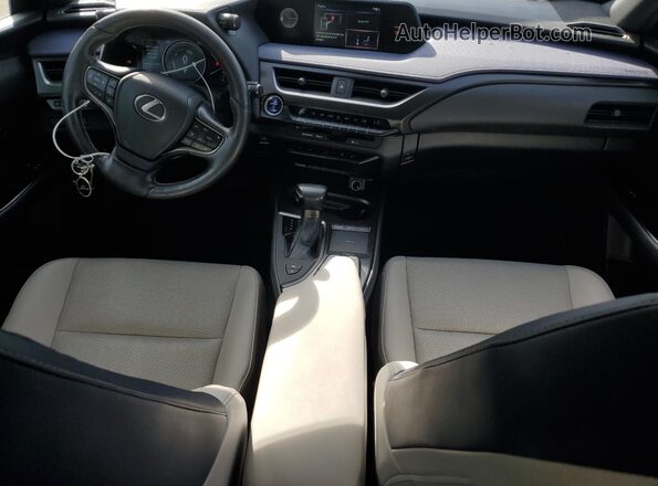 JTHP9JBH8L2036653 2020 LEXUS UX White Vista del salpicadero