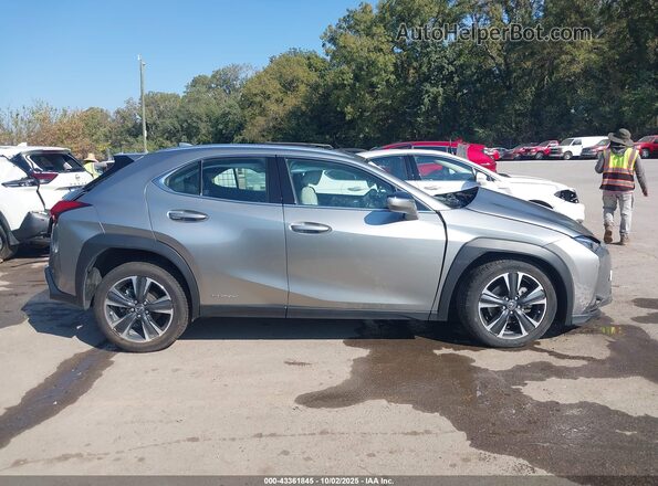 JTHP9JBH9M2037098 2021 LEXUS UX 250H Silver Widok wnętrza z tyłu