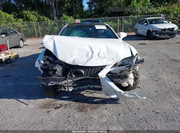 JTHSM5BC2G5000174 2016 LEXUS RC 300 White Widok z przodu