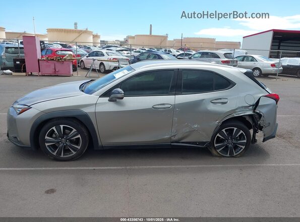 JTHX6JBH2L2065607 2020 LEXUS UX 250H Silver 