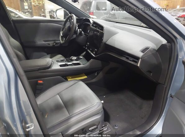 JTJAAAAB6PA018740 2023 LEXUS RZ 450E Blue წინა სალონის ხედი