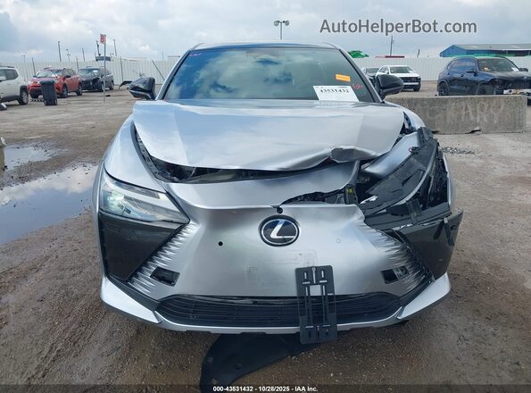 JTJAAAAB7PA012204 2023 LEXUS RZ 450E Серебряный Вид щитка приборов