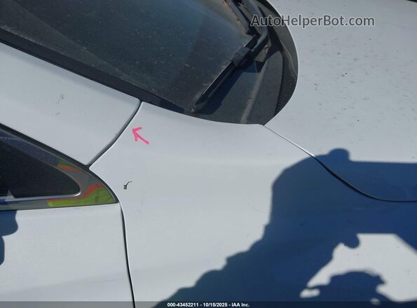 JTJBARBZ1G2078305 2016 LEXUS NX 200T Белый 