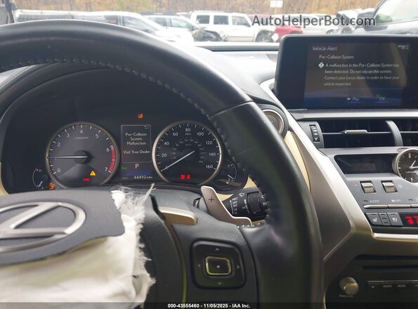 JTJDARDZ6M5021033 2021 LEXUS NX 300 White Widok tylnych siedzeń