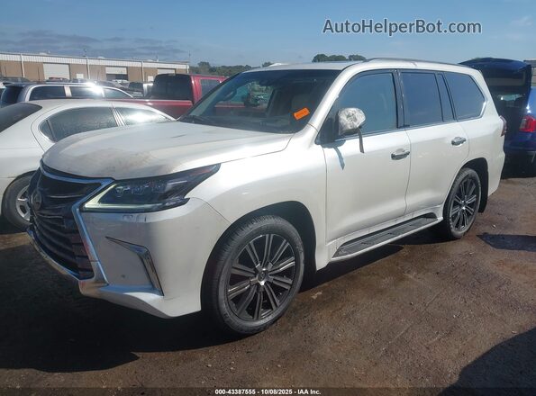 JTJDY7AX8M4333279 2021 LEXUS LX 570 White Առջևի ձախ երեք քառորդ տեսարան