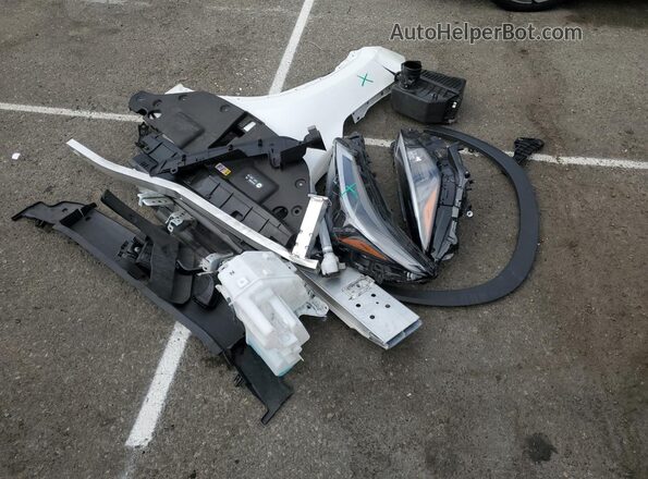 JTJGKCEZ2S2046483 2025 LEXUS NX White 
