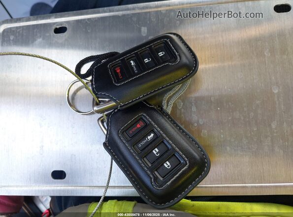 JTJHZKEAXN2024921 2022 LEXUS RX 350L Серебряный Вид панели приборов