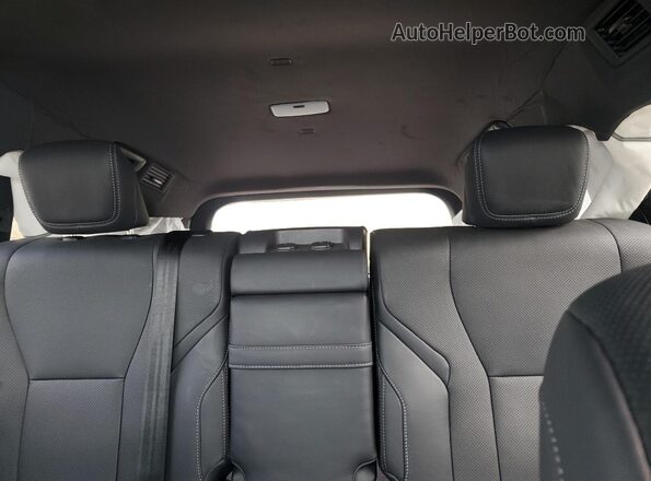JTJMB7CX0R4047366 2024 LEXUS LX White Հետևի նստատեղերի տեսք