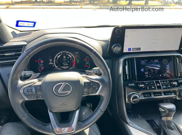 JTJMB7CX5N4010338 2022 LEXUS LX Белый Вид салона спереди