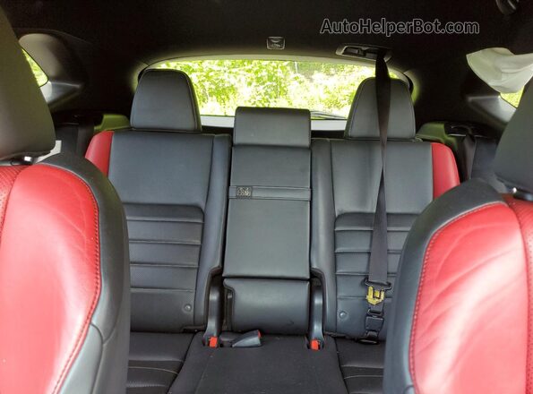JTJSARDZ1M2246159 2021 LEXUS NX Silver Widok tylnych siedzeń